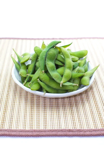 Edamame, feijão de soja verde cozido — Fotografia de Stock