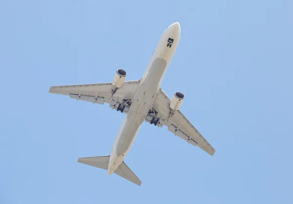 Airplane taking off — Stock Photo, Image