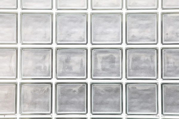 Mauer aus weißen Glassteinen — Stockfoto