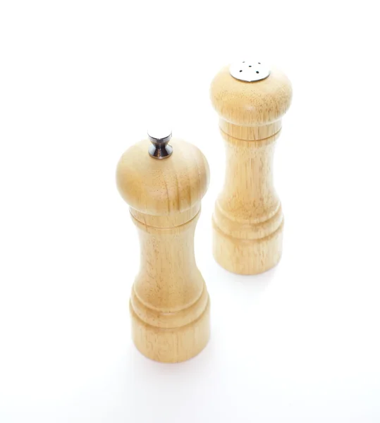 Hout peper molen en zout shaker — Stockfoto