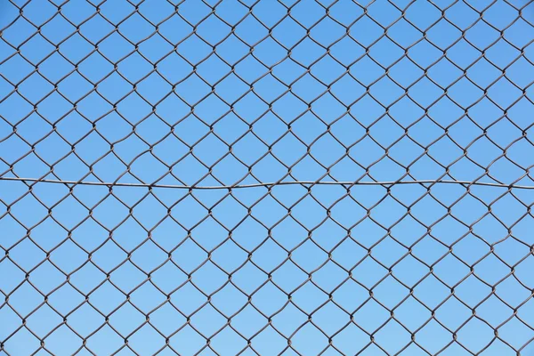Tel örgü çit — Stok fotoğraf
