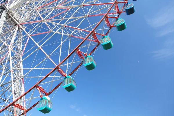 Um ferris colorido whee — Fotografia de Stock