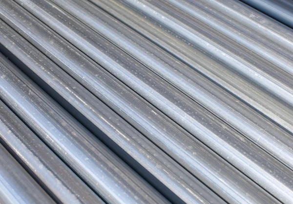 Pila de tubos de acero —  Fotos de Stock