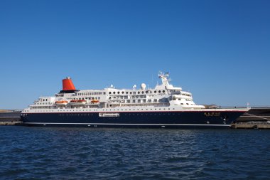 yabancı yolcu gemisi