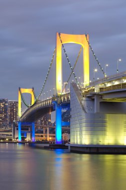 Gökkuşağı Köprüsü