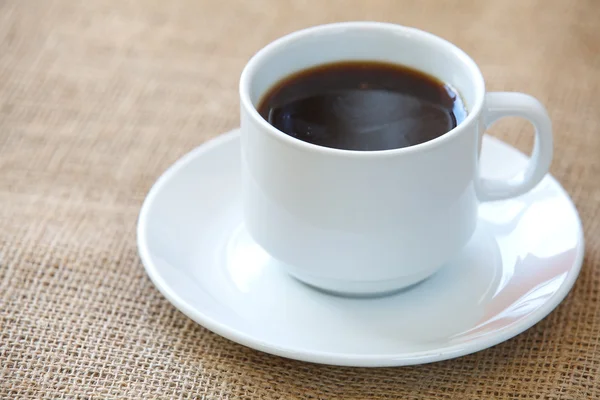 Taza de café en el — Foto de Stock