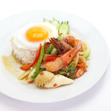 Deniz ürünleri ve pirinç