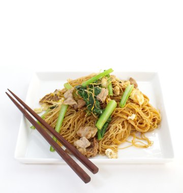 tavada kızartılmış Pirinç Noodle
