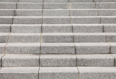 Gri merdiven beton