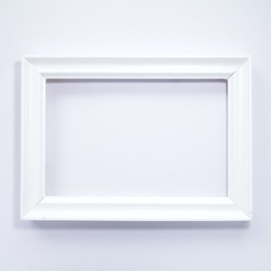 Beyaz ahşap çerçeve