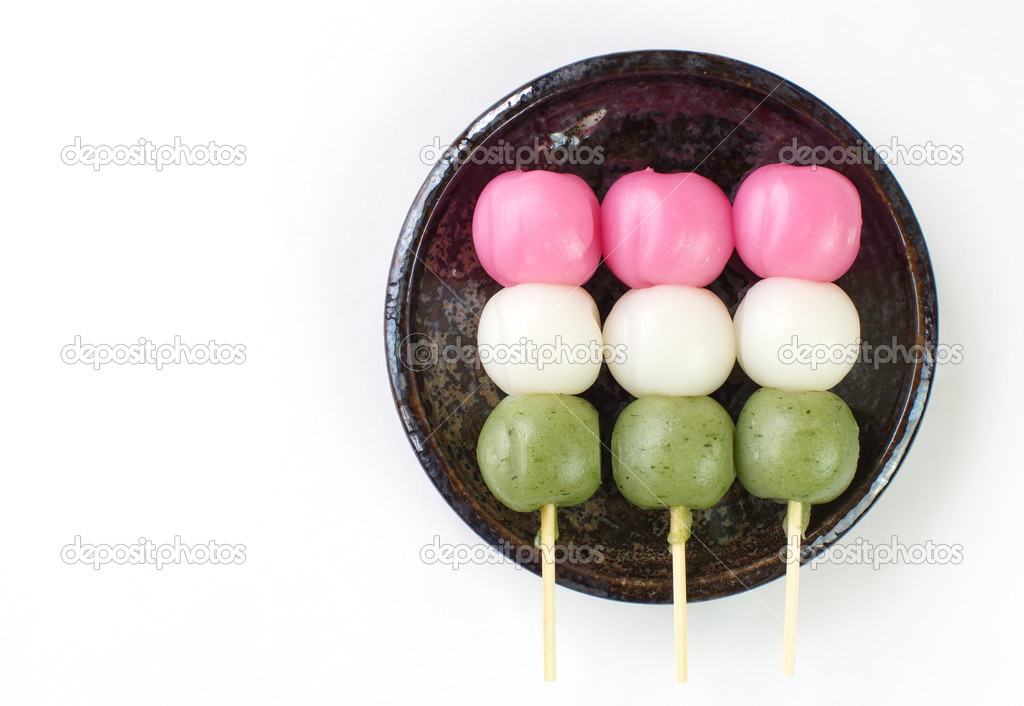 ханами данго. японские сладости данго. митараши данго. японские сладости данго моти. ханами данго.