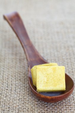 tavuk bouillon stok küpü