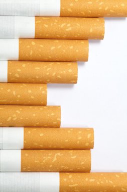 kahverengi filtreli Sigara