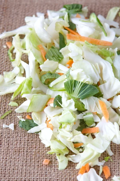 Légumes frais tranchés et hachés — Photo