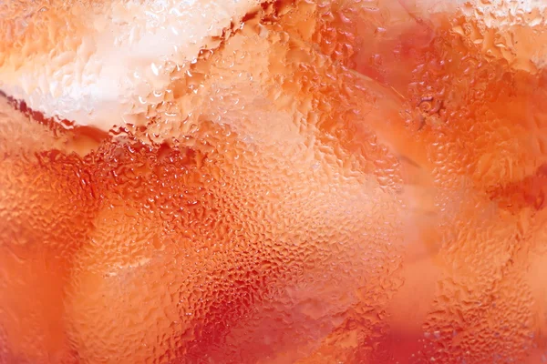 Bebida de cóctel de fruta roja y hielo —  Fotos de Stock