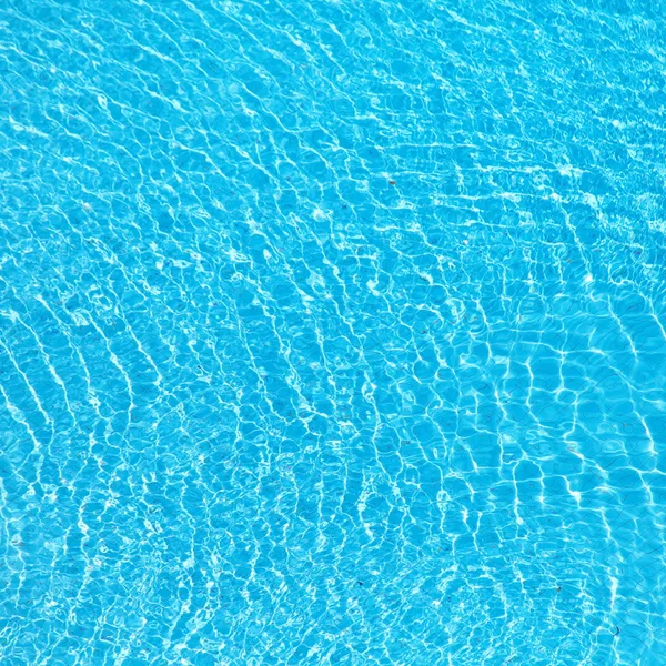 Eau dans la piscine — Photo
