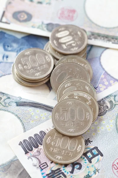 500 Japanese yen coin — Stock Photo, Image