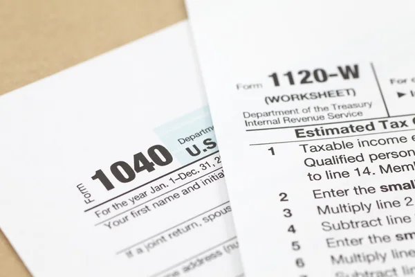 Documents relatifs à l'impôt — Photo