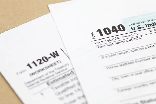 Documents relatifs à l'impôt — Photo