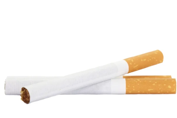 Zigaretten auf Weiß — Stockfoto