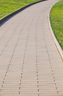 blok taş yürüyüş yolu