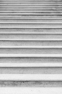 Modern lüks bir otelde beyaz granit merdivenler.