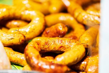 Sai Aua, Notrhern Tayland Baharatlı Sosisi, Tayland sokak yiyecek pazarı