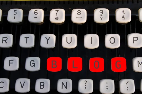 Blog na velha máquina de escrever — Fotografia de Stock