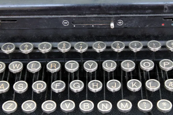 Detalj av en gammal skrivmaskin — Stockfoto
