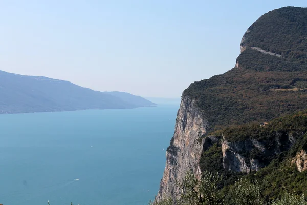 Landscape of lake — Stock Photo, Image