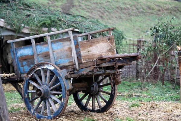Viejo carro de madera —  Fotos de Stock
