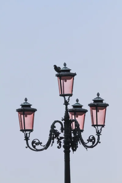 Gamla gatan lampa — Stockfoto