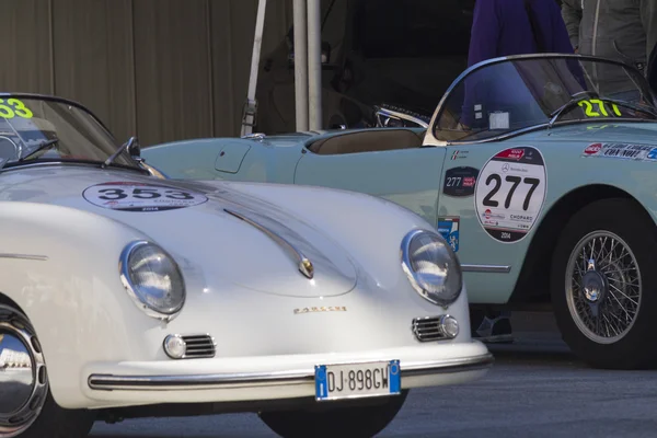 Mil millas de carrera de coches antiguos 15 Mayo 2014 — Foto de Stock