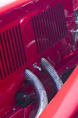 eski model araba 15 bin mil yarışı 2014 olabilir