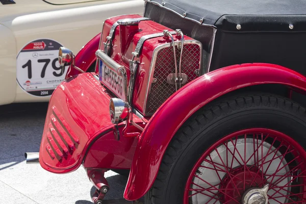 Mille miles de course de voitures anciennes 15 mai 2014 — Photo