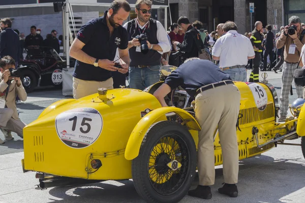 Mille miglia gara di auto d'epoca 15 maggio 2014 — Foto Stock