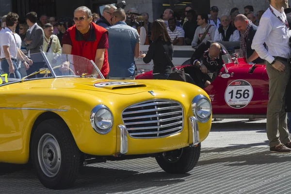 Mille miglia gara di auto d'epoca 15 maggio 2014 — Foto Stock