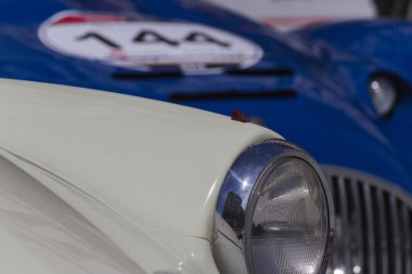 eski model araba 15 bin mil yarışı 2014 olabilir