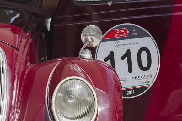 Mille miglia gara di auto d'epoca 15 maggio 2014 — Foto Stock