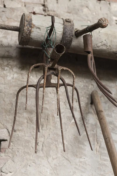 Vecchio forcone per fieno — Foto Stock