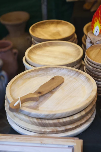 Handgemaakte houten platen — Stockfoto