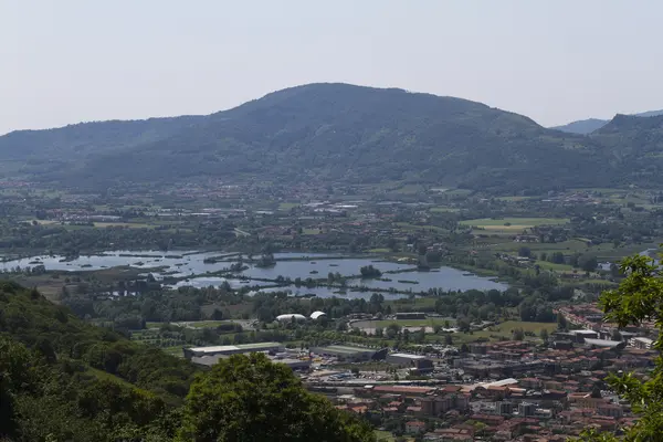 Peyzaj göl — Stok fotoğraf