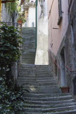 tipik bir köy sokaklarında