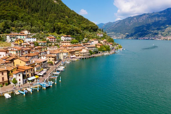 Lago Iseo Peschiera Maraglio Vista Aérea Fotos de stock libres de derechos