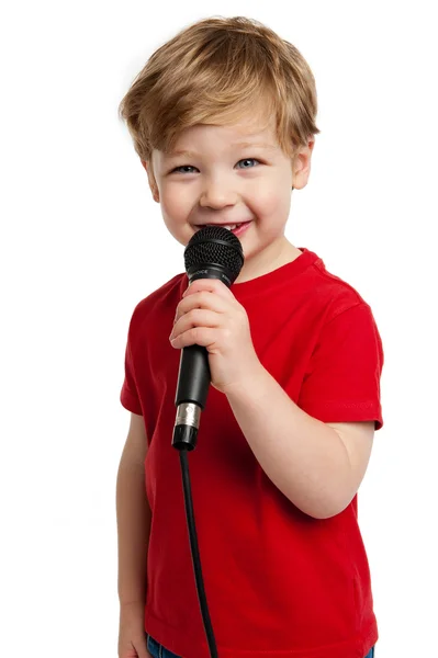 Lindo chico cantando —  Fotos de Stock