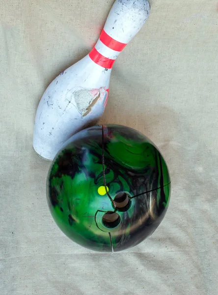Tahle Bowlingová Koule Špendlík Nejsou Ani Jedna Vhodná Pro Konkurenci — Stock fotografie