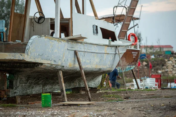 Barco Aterrizó Para Reparación — Foto de Stock