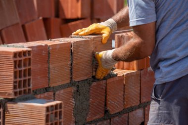 Türkiye 'de inşaat alanında beton harç ve duvar ustaları