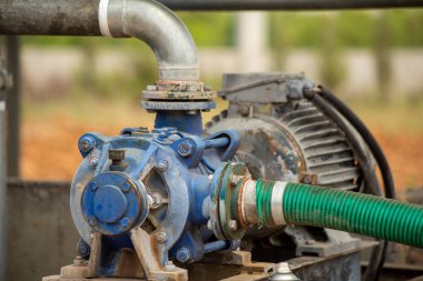 A water circulation engine. Old engine.