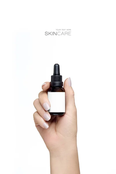 Beauty Skincare Concept Woman Hand Holding Mock Glass Cosmetic Bottle — Foto Stock